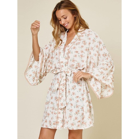 Boutique Sweaters - Cream Floral Print Open Front Kimono
